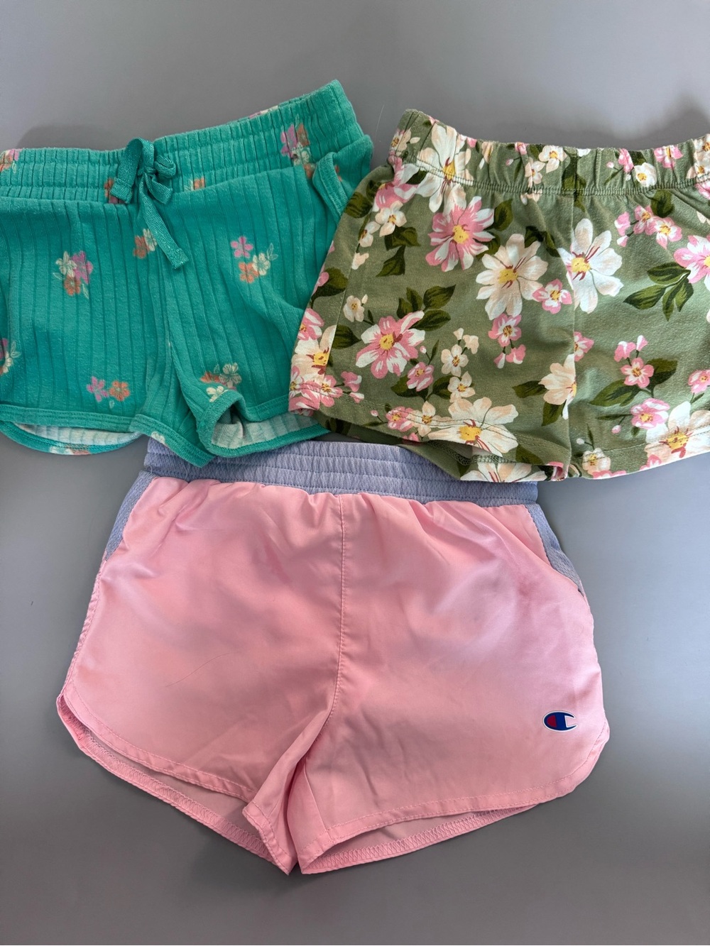 ❤️3/$30 Girls Summer Shorts Bundle | Champion Athletic & Floral Knit | Size 3T